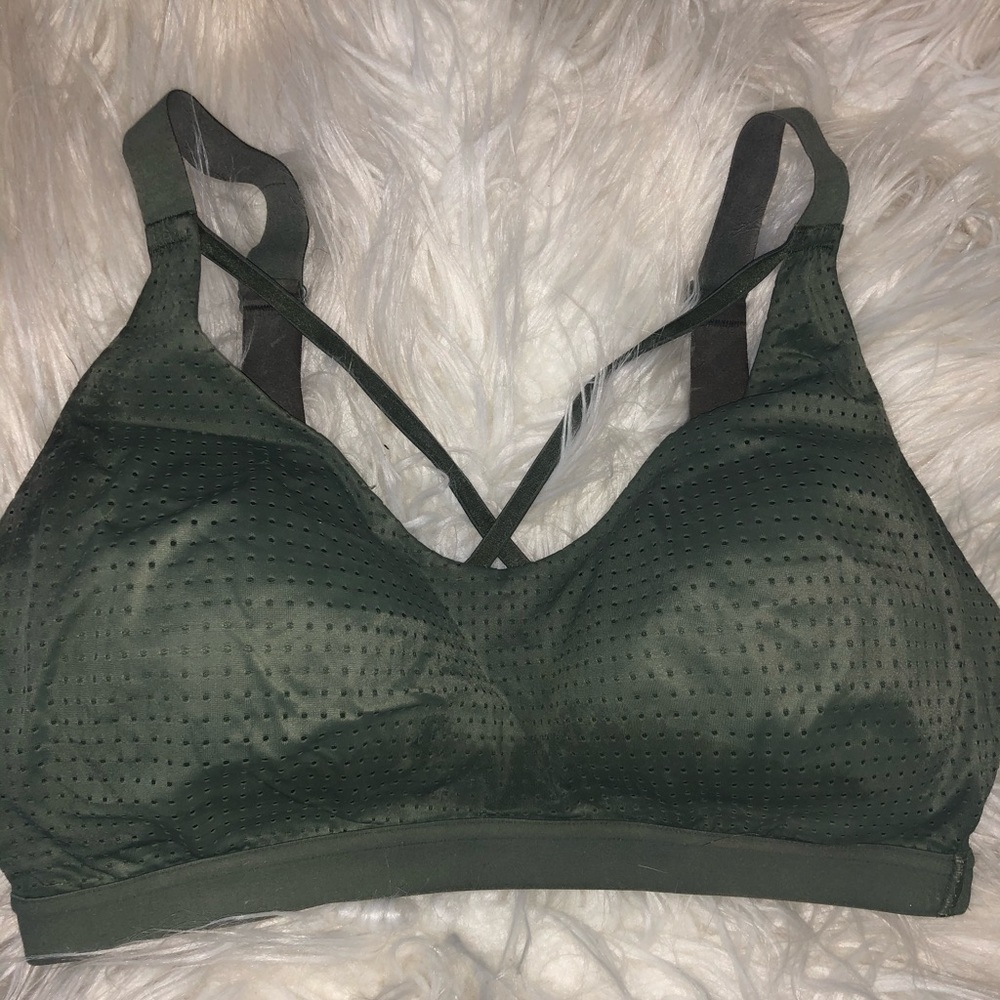 VS Sports Bra